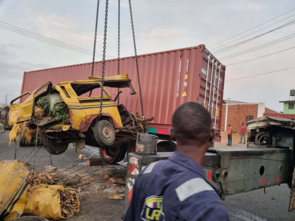 One Dead, Two Injured in Container Truck Crash in Lagos