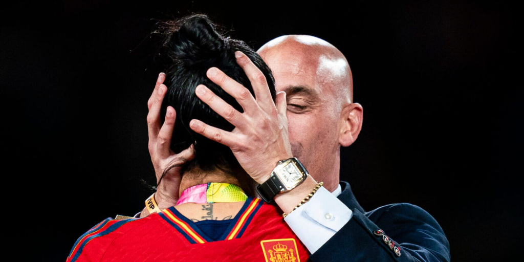 Spanish Court Convicts Luis Rubiales, Fines Him €10,800 Over Hermoso Kiss

Photo: The New York Times
