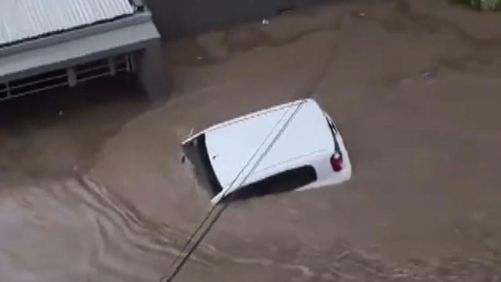 Argentina Declares Mourning After Bahia Blanca Floods Kill 16

Photo: MSN