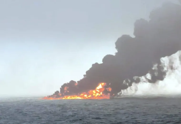 32 Rescued After Oil Tanker, Cargo Ship Collide Off UK Coast

Photo: iNews