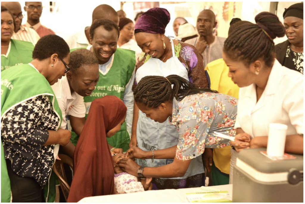 Civil Groups Laud Nigeria's $1Billion Child, Maternal Health Fund

Image: Exploratio Journal