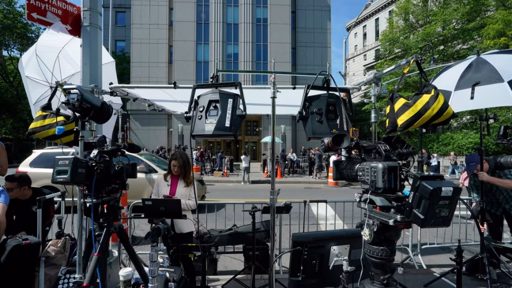 Diddy_television crews (News Central TV)